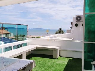 For rent 4 bed condo in Bang Lamung, Chonburi