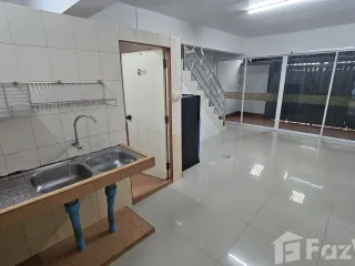 For sale 3 bed townhouse in Hat Yai, Songkhla