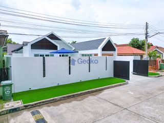 For rent 4 bed house in Bang Lamung, Chonburi