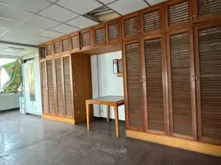 出租 商业空间 在 沙吞, 曼谷