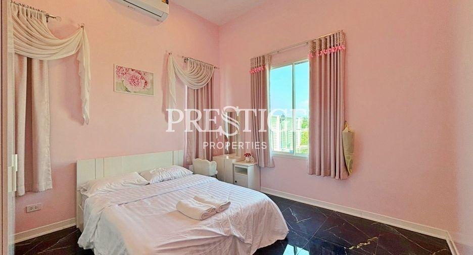 Haus zum Kauf mit 6 Zimmer in Bang Lamung, Chonburi