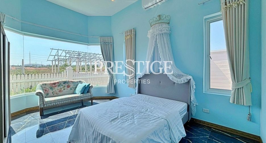 Haus zum Kauf mit 6 Zimmer in Bang Lamung, Chonburi