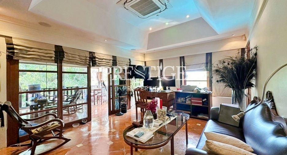 Haus zum Kauf mit 3 Zimmer in Sattahip, Chonburi