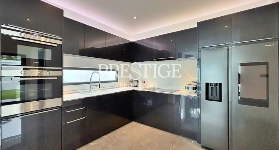 Casa en venta de 3 habitaciones en Bang Lamung, Chonburi