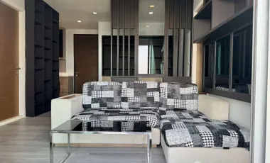 For rent 2 Beds condo in Phaya Thai, Bangkok