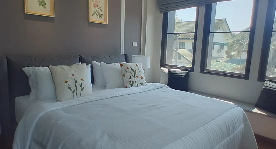 For sale 5 bed villa in Hang Dong, Chiang Mai