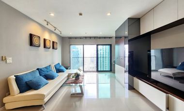 For rent 2 bed condo in Khlong Toei, Bangkok