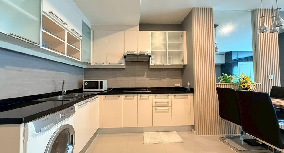 Wohnung zur Miete mit 2 Zimmer in Khlong Toei, Bangkok