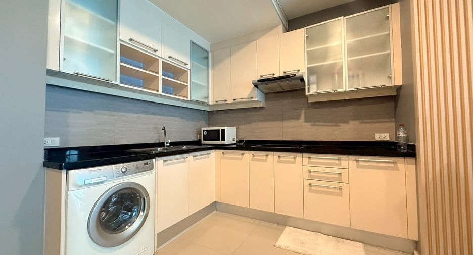 Wohnung zur Miete mit 2 Zimmer in Khlong Toei, Bangkok
