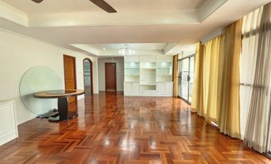 For rent 3 bed condo in Khlong Toei, Bangkok