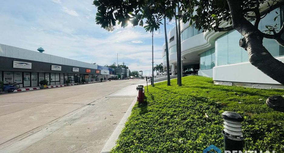 For sale 3 bedrooms condo in Sattahip, Chonburi