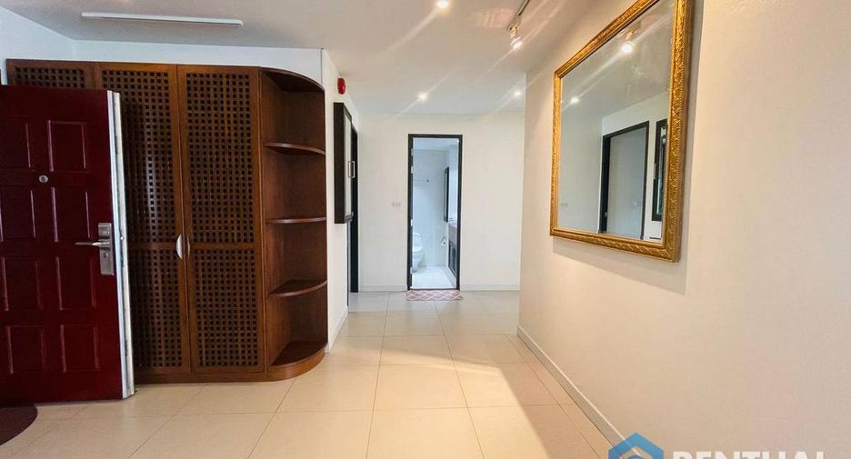 For sale 3 bedrooms condo in Sattahip, Chonburi