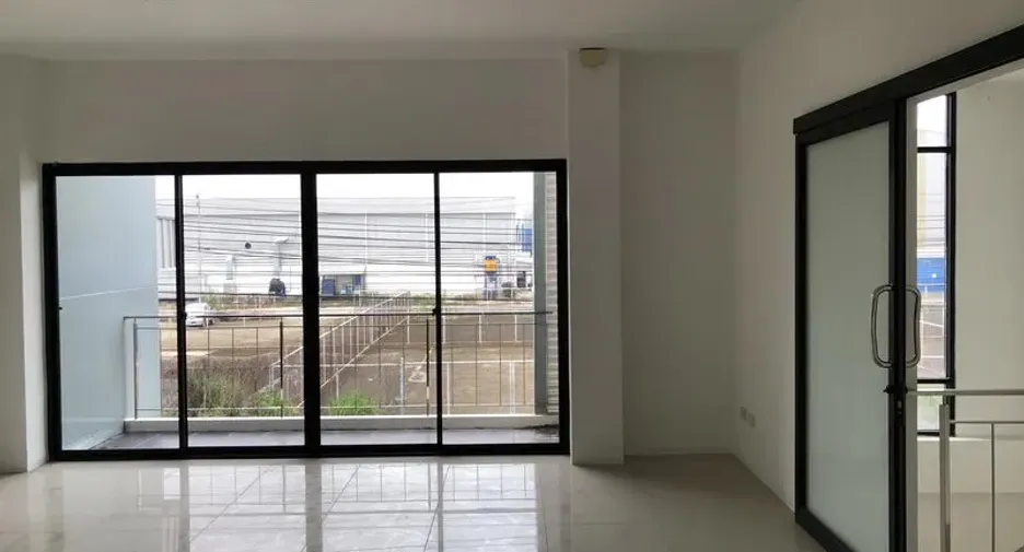 出租 和 出售 仓库 在 Bang Phli, Samut Prakan
