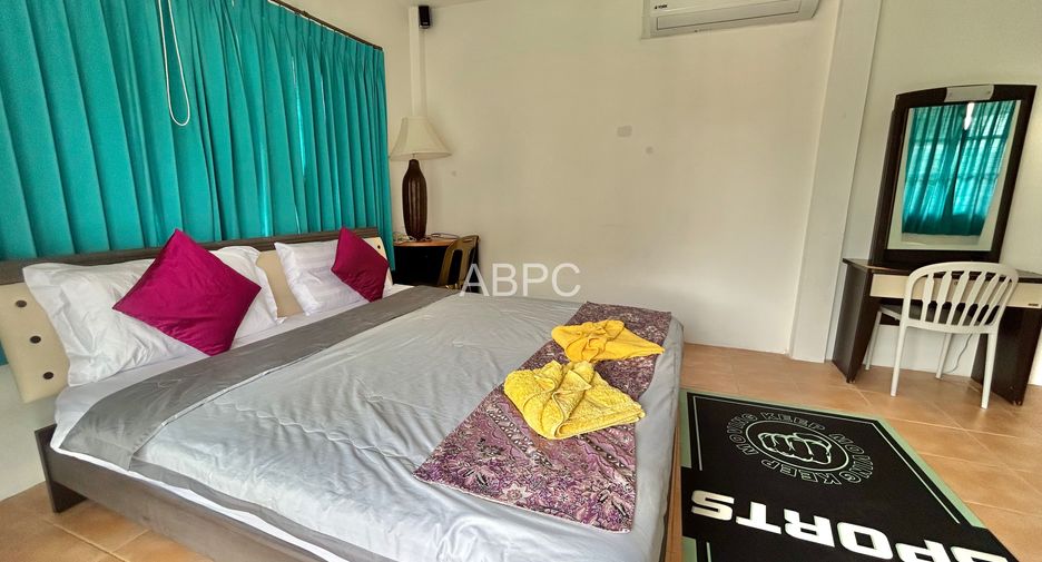 For rent and for sale 6 bedrooms house in Bang Lamung, Chonburi
