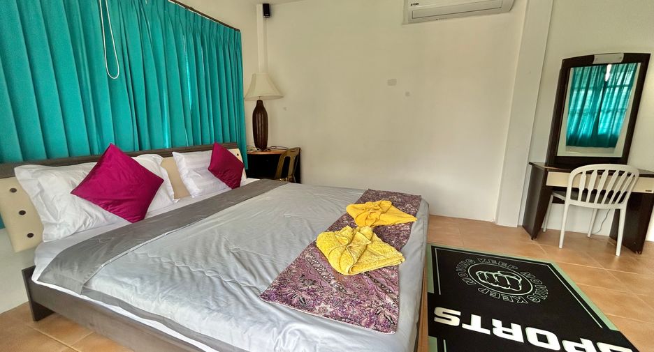 For rent and for sale 6 bedrooms house in Bang Lamung, Chonburi