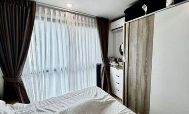 For sale 1 bed condo in Huai Khwang, Bangkok