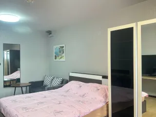 For sale スタジオ condo in Huai Khwang, Bangkok