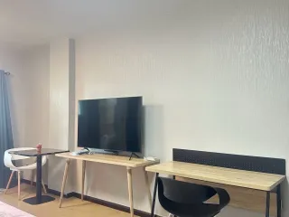 For sale スタジオ condo in Huai Khwang, Bangkok