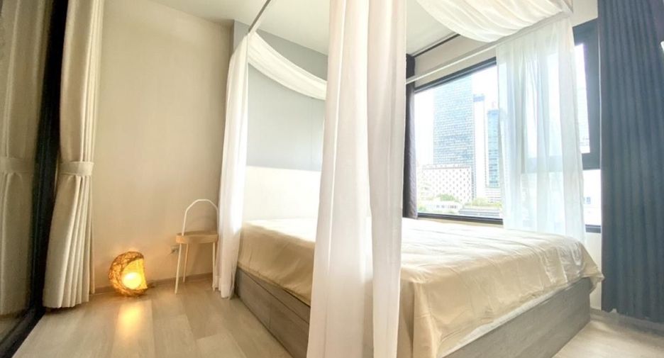For rent 1 bed condo in Pathum Wan, Bangkok