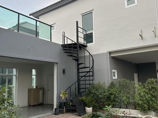 For sale 4 Beds house in Lam Luk Ka, Pathum Thani