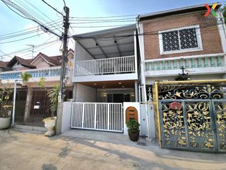 For sale 2 bed townhouse in Mueang Nonthaburi, Nonthaburi