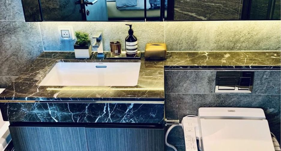 For rent 1 bed condo in Khlong Toei, Bangkok