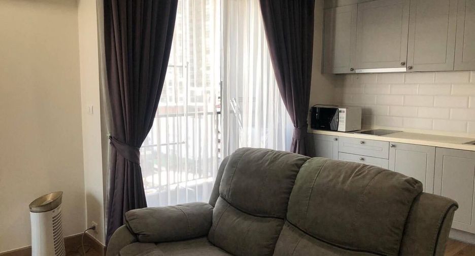 For rent 2 bed condo in Phaya Thai, Bangkok