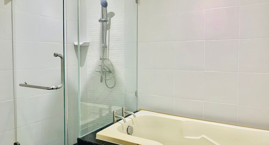 For sale 1 bed condo in Kathu, Phuket