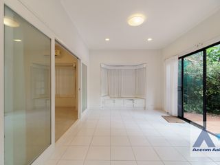 For rent 3 Beds townhouse in Watthana, Bangkok