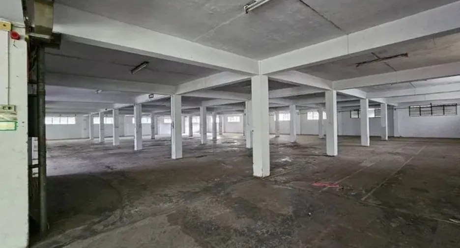 For rent warehouse in Bang Kho Laem, Bangkok