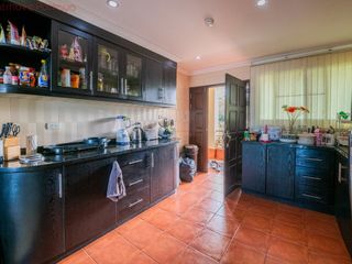 For sale 2 bed condo in Pratumnak, Pattaya