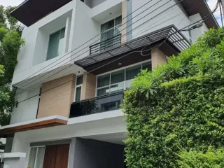For rent 3 Beds townhouse in Prawet, Bangkok