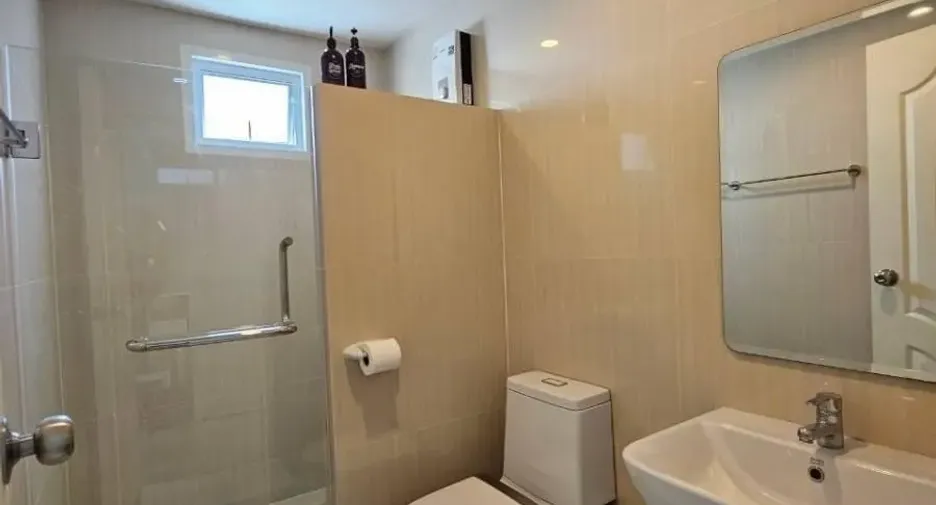 For rent 2 bed condo in Cha Am, Phetchaburi