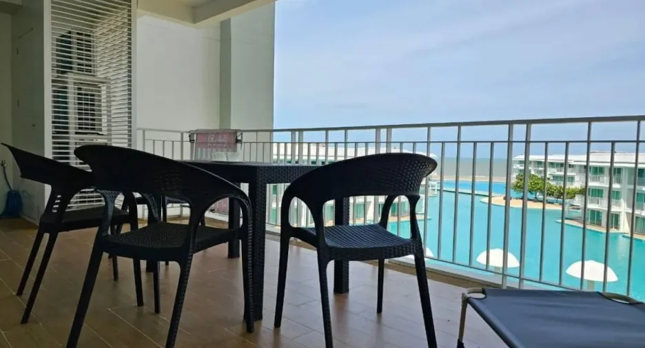 For rent 2 bed condo in Cha Am, Phetchaburi