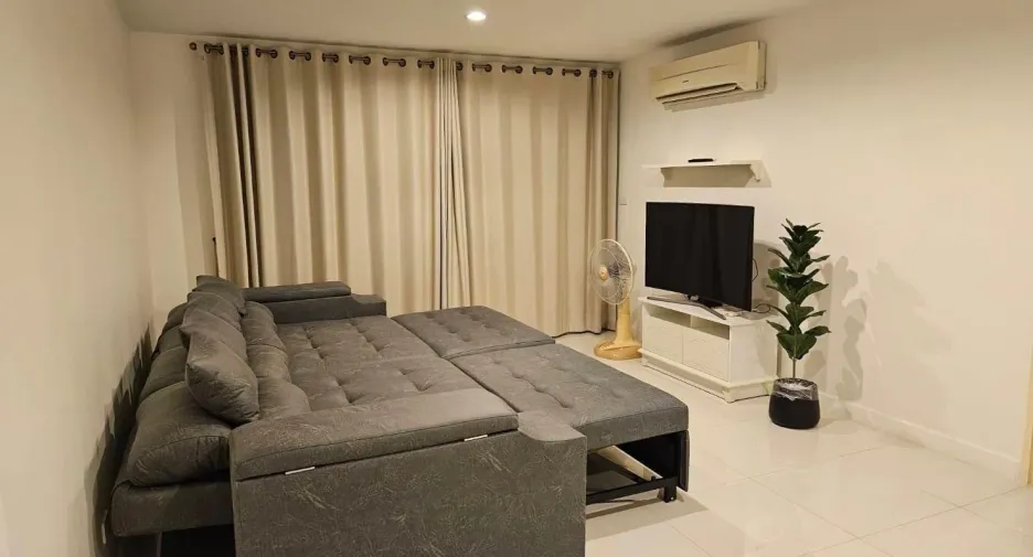 For rent 2 bed condo in Cha Am, Phetchaburi