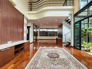 For rent 3 Beds townhouse in Khlong Toei, Bangkok