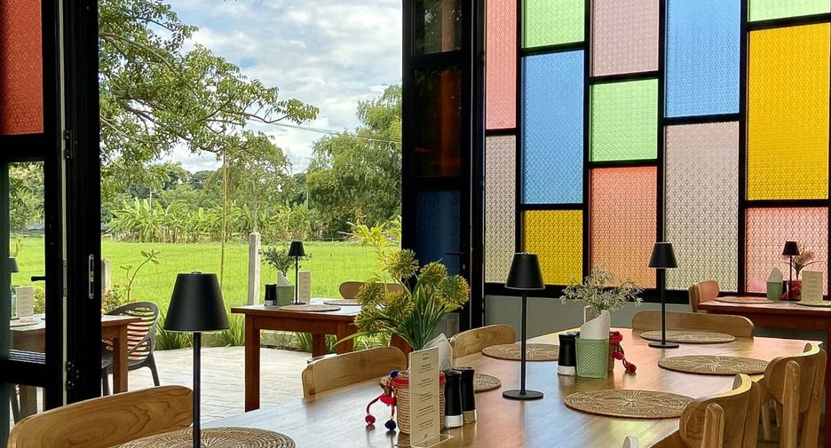 Hotel zum Kauf mit 8 Zimmer in Doi Saket, Chiang Mai