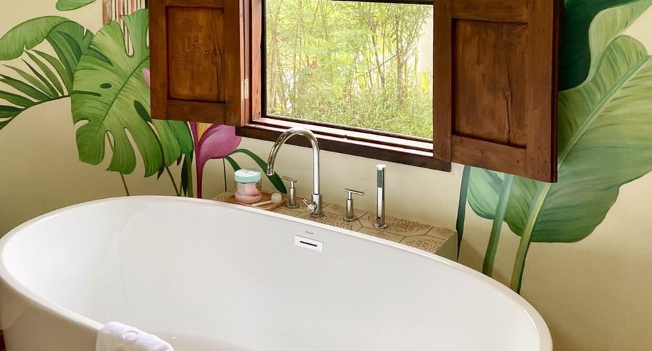 Hotel zum Kauf mit 8 Zimmer in Doi Saket, Chiang Mai