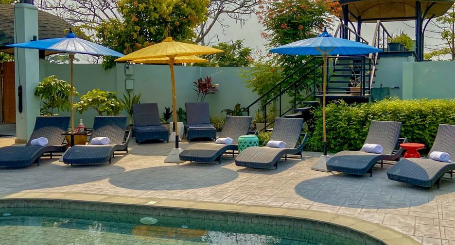Hotel zum Kauf mit 8 Zimmer in Doi Saket, Chiang Mai