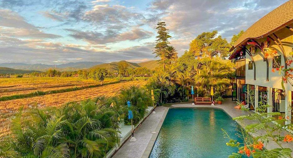 Hotel zum Kauf mit 8 Zimmer in Doi Saket, Chiang Mai