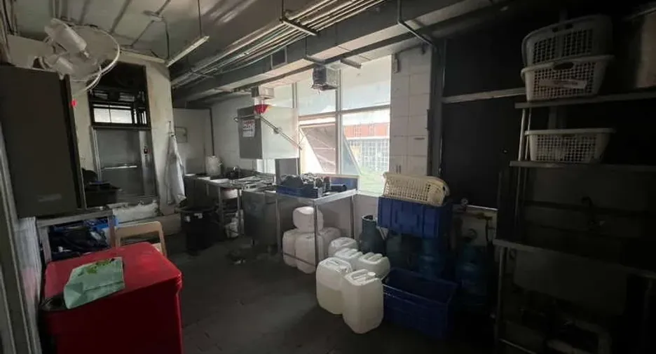 For rent and for sale retail Space in Watthana, Bangkok