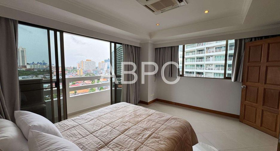 For sale 2 ベッドルーム condo in Bang Lamung, Chonburi