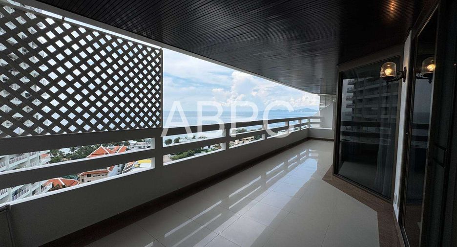 For sale 2 ベッドルーム condo in Bang Lamung, Chonburi