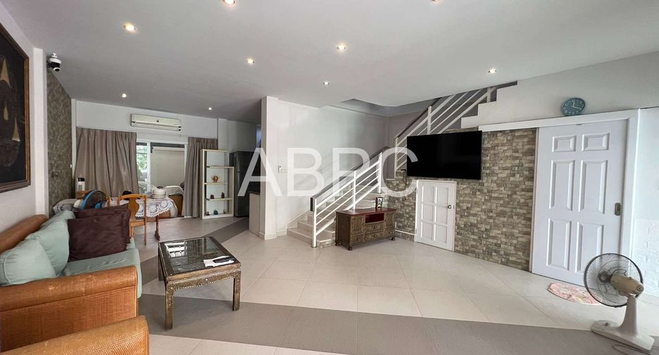 For rent 3 bed house in Mueang Rayong, Rayong