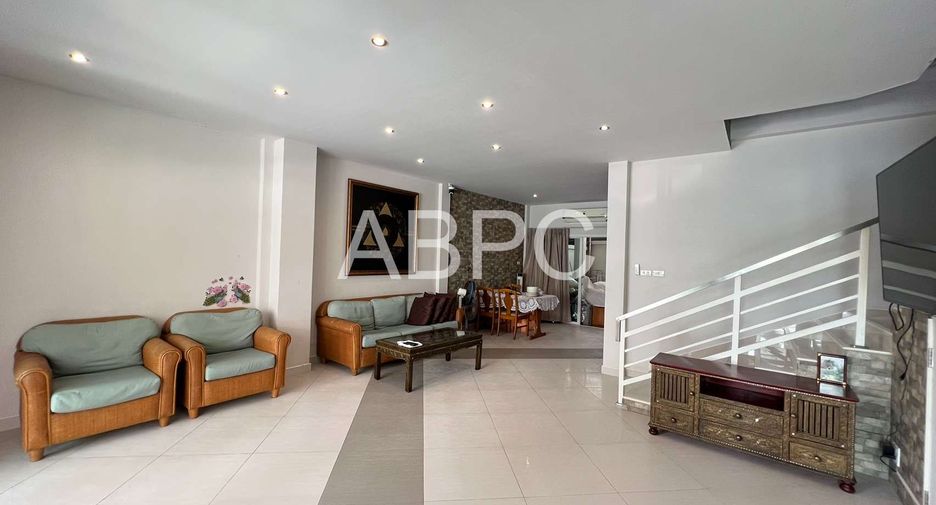 For rent 3 bed house in Mueang Rayong, Rayong