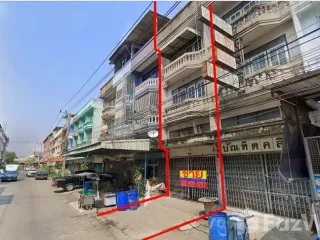 For sale 4 bed retail Space in Sam Phran, Nakhon Pathom