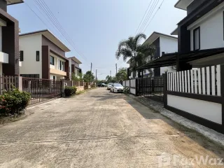 For rent 2 bed house in Mueang Chiang Rai, Chiang Rai