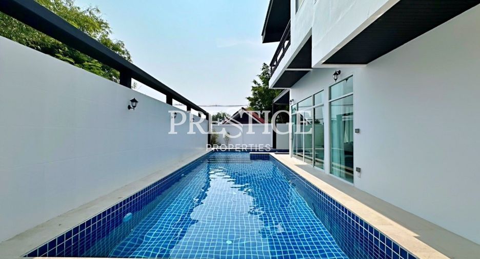 Casa en venta de 4 habitaciones en Bang Lamung, Chonburi