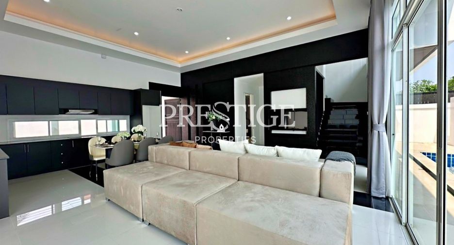 Casa en venta de 4 habitaciones en Bang Lamung, Chonburi