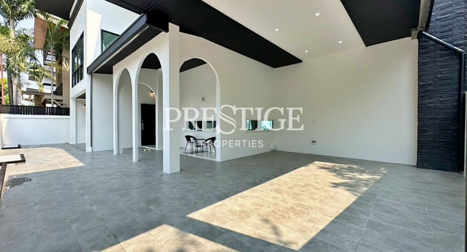 Casa en venta de 4 habitaciones en Bang Lamung, Chonburi